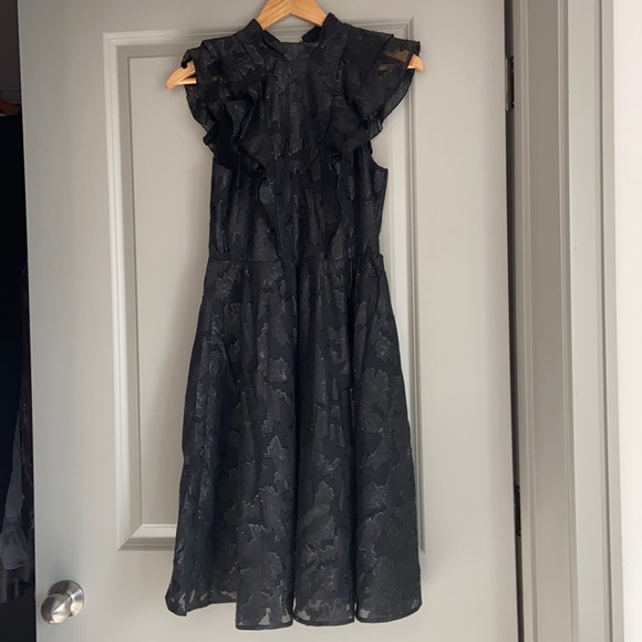 H&M Black Dress Size 4 - Picture 1 of 3